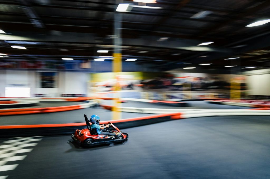 Organiser un anniversaire au karting — anniversaire karting course