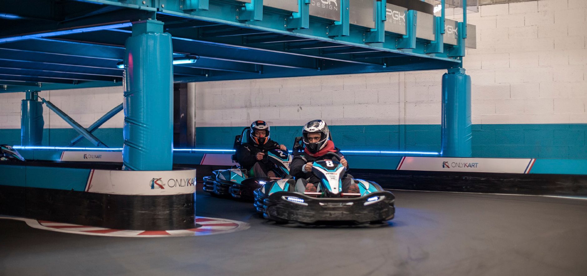 Karting indoor à Barcelone : pour rouler sans se soucier de la météo — piste de karting intérieur Barcelone